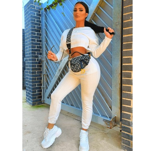 Quilted Long Sleeve Crop Top and Joggers Jogger Pants Two Piece Set - Picture 6 of 9